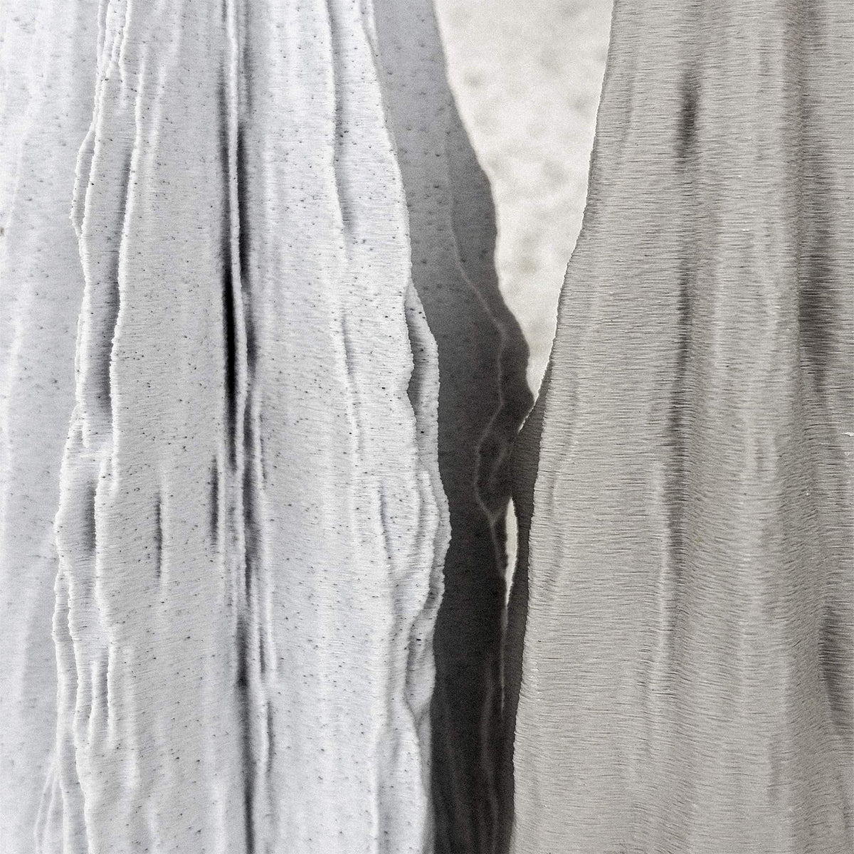close-up of PEAK DUO ridges in marble PLA